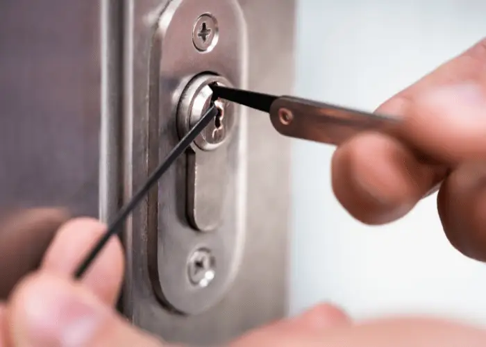 emergency locksmith cardiff